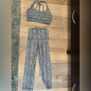 Lululemon Align High Rise 25” size 4 + Bra Top in Small Set